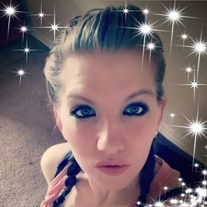 Meet your Posher, Joelene